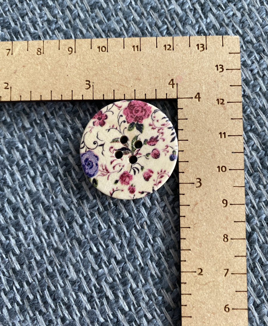 Wooden Floral Buttons (10pcs)