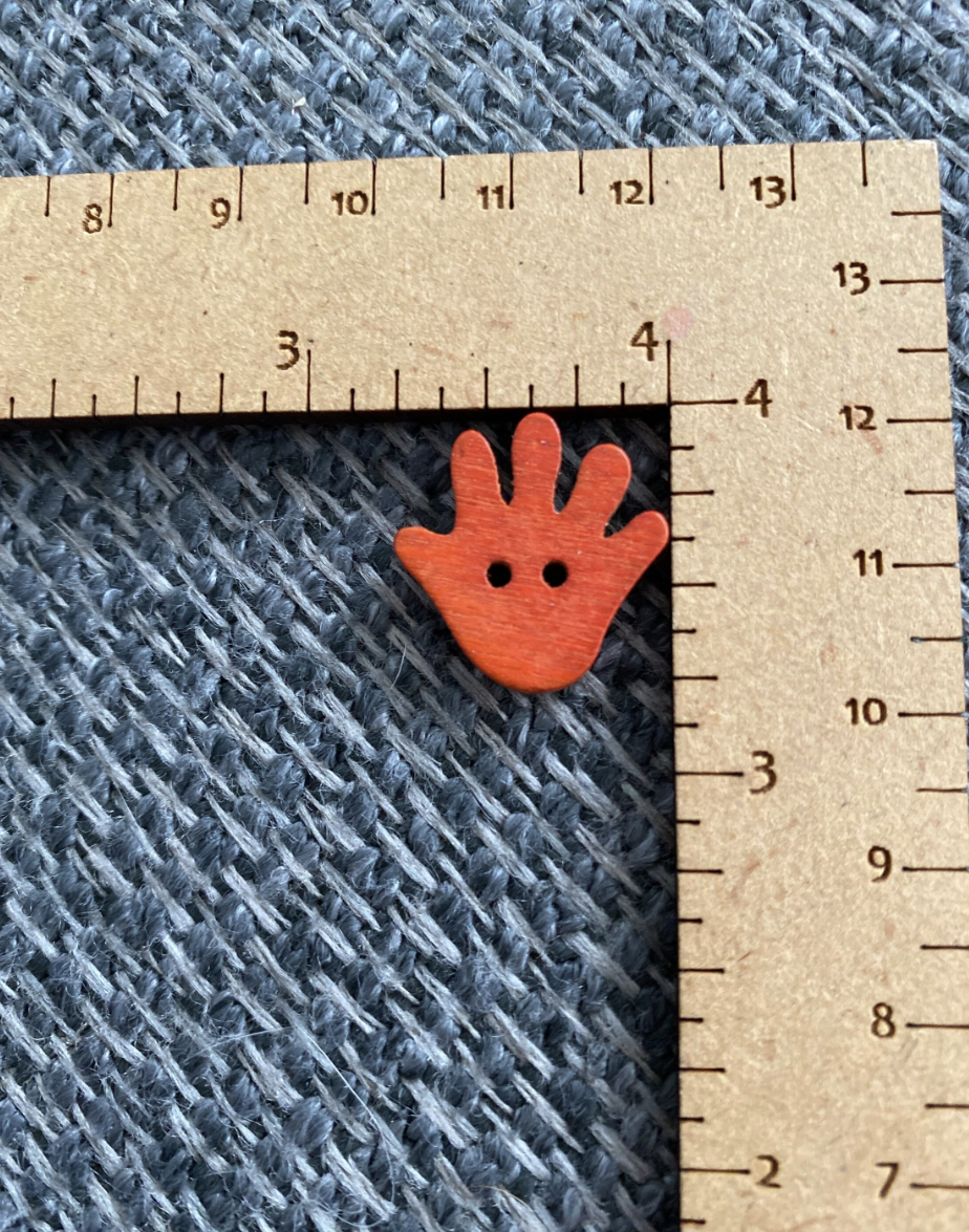 Wooden High 5 Hand Buttons (7pcs)