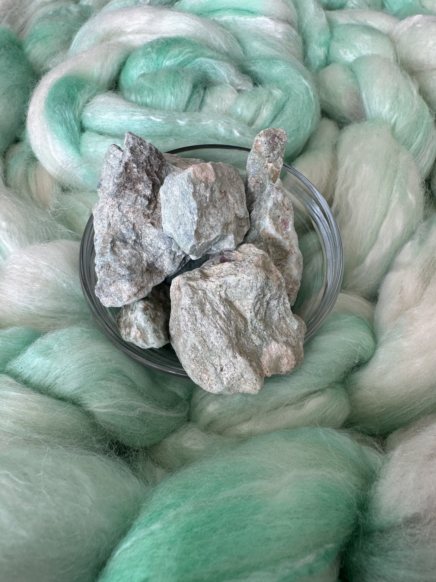 Roving - Fuchsite