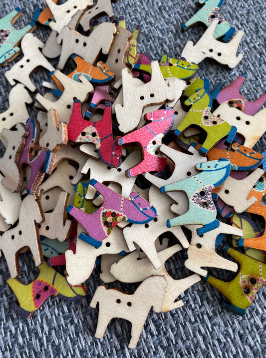 Wooden Horse Buttons (7pcs)