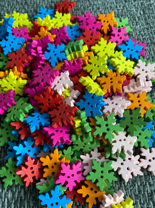 Wooden Snowflake Buttons (7pcs)